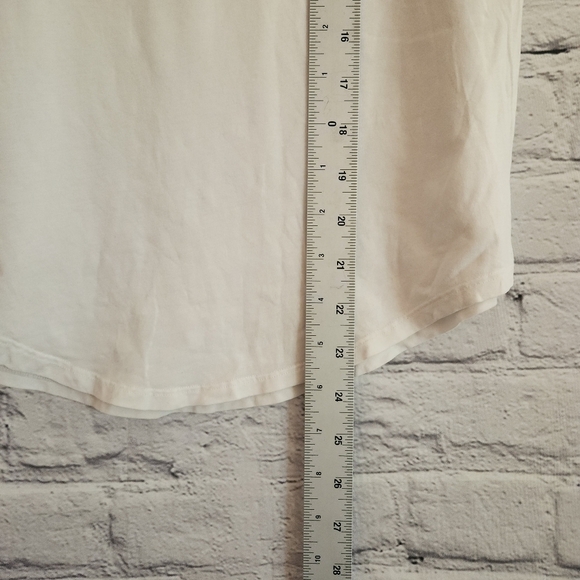 Lululemon Love Crew Short Sleeve - Picture 5 of 5